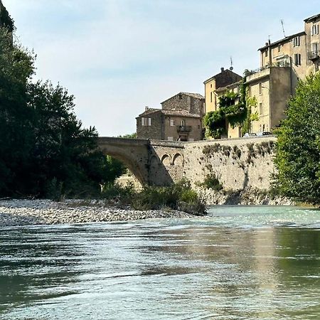 Sur Le Pont Apartamento Vaison-la-Romaine Exterior foto
